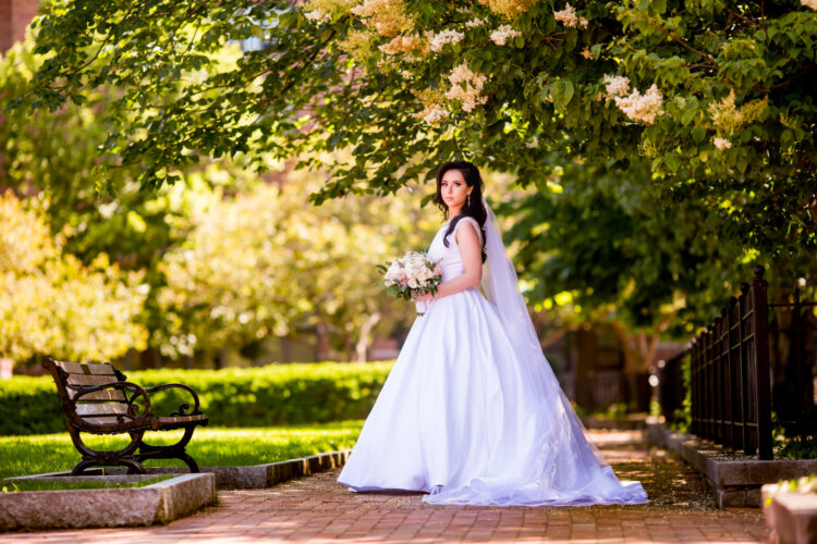 Candid wedding photography in Syracuse NY